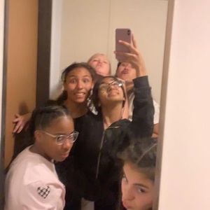 Meet your Posher, Amelia